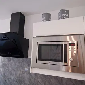 Сasa de vacaciones Charming House